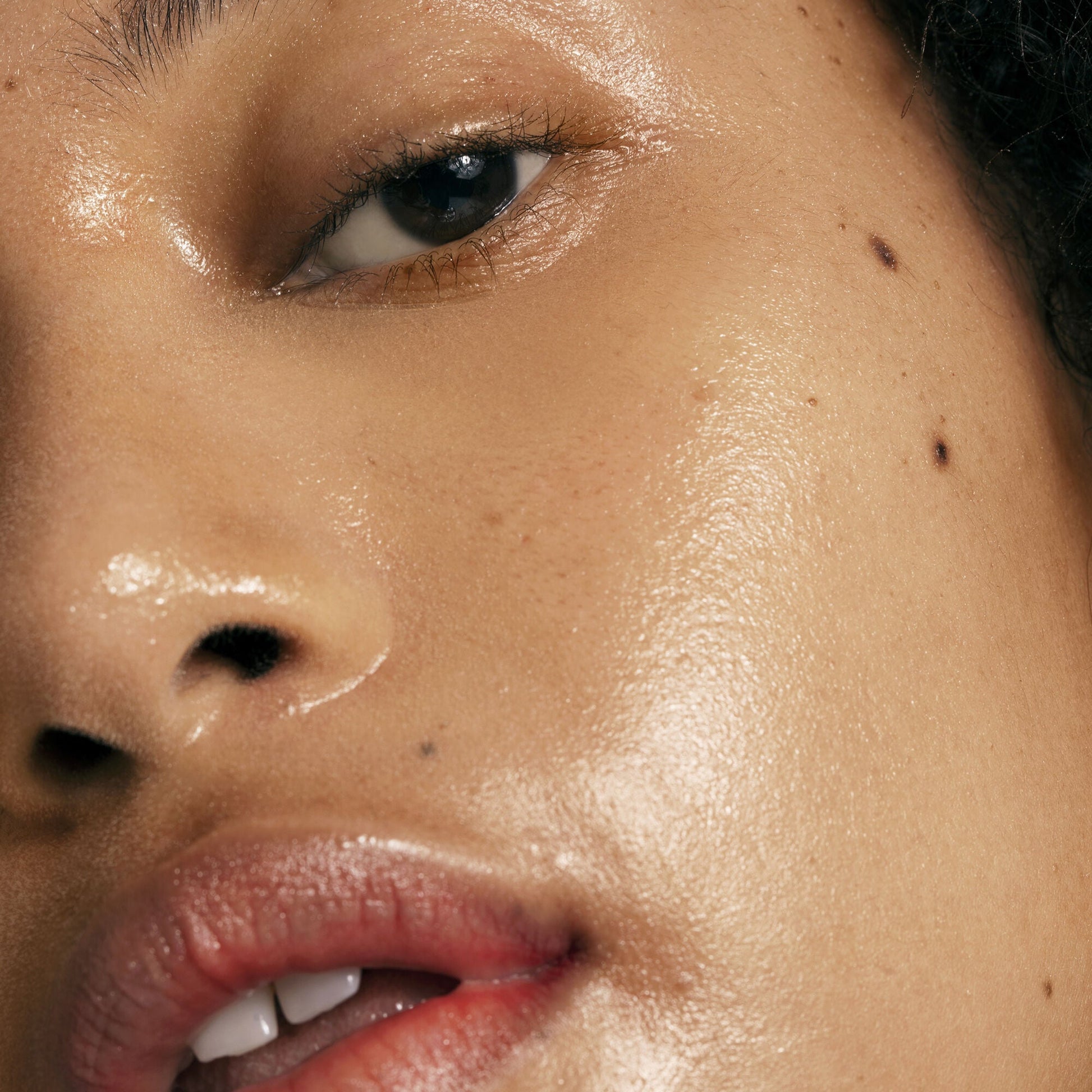 pure-skin-toner-m9 0122_Elf-Pure_Cindy_002_IGF.jpg