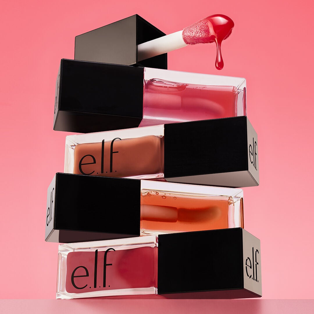 glow-reviver-lip-oil-g4 053023_SL_GlowRev_Fam_FOCUSSTACK-2RGB_IGF_a02f77a9-bf07-4a60-8c73-7b207cf9f12d.jpg