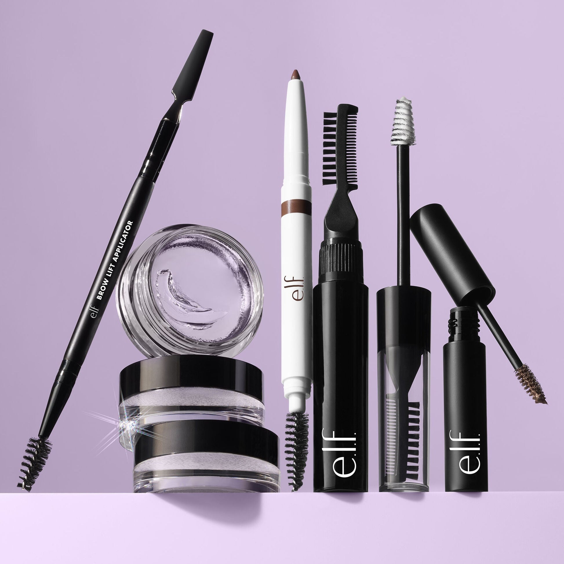 instant-lift-brow-pencil-w4 103023_SL_Brow-Family_4030-MAIN3-FocusStack_IGF_424c3dc5-bcc3-4e43-af40-ced647f3e285.jpg