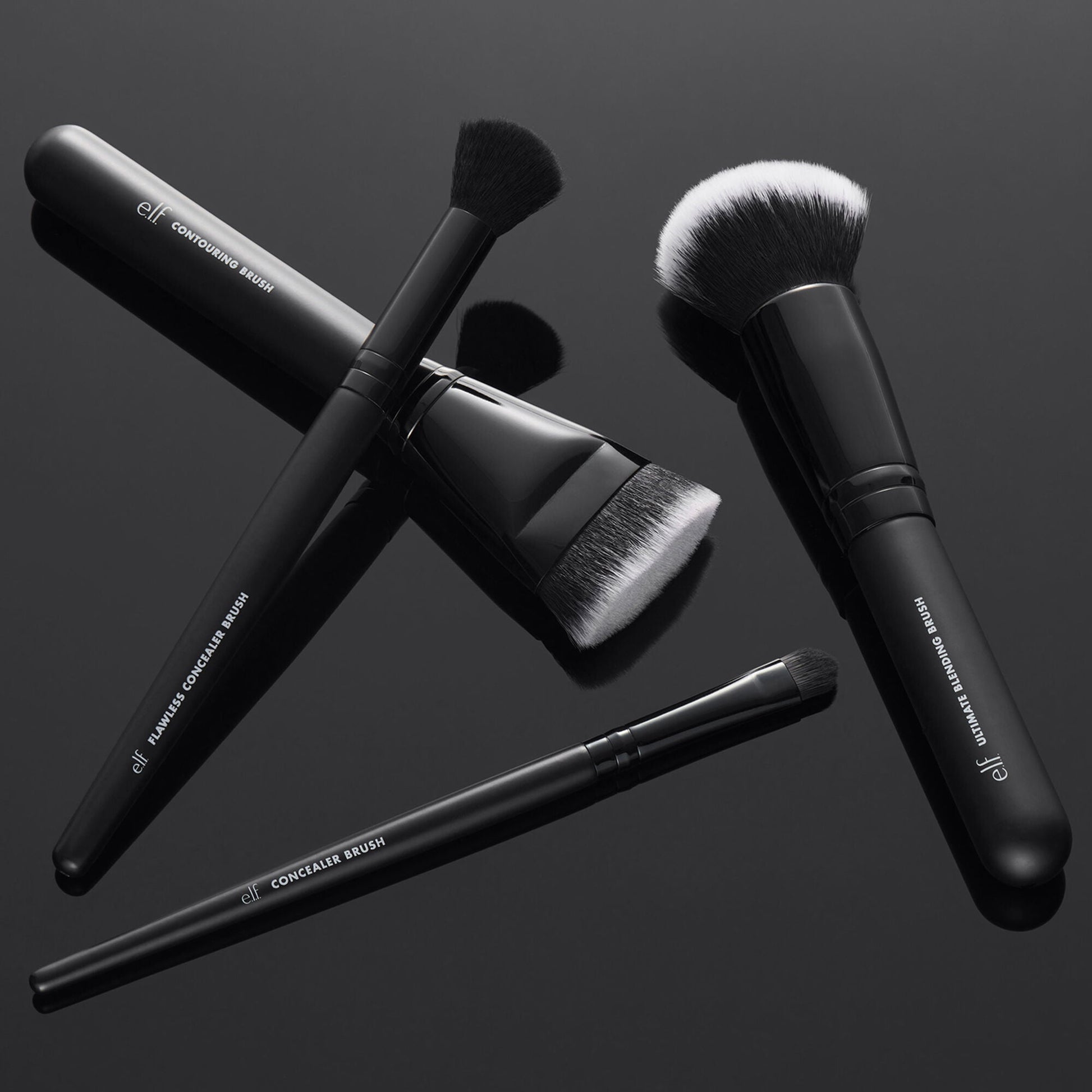 foundation-and-concealer-brush-set-j7 12142020_ComplexionPerfection-FaceBrush_0028_FocusBracket-MAIN_V2_IGF.jpg