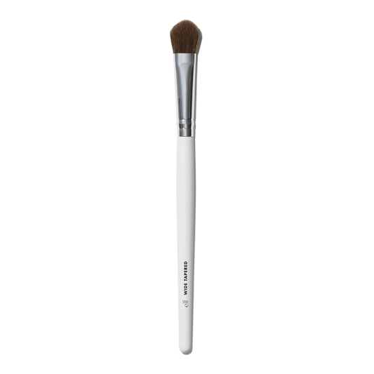wide-tapered-eyeshadow-brush-x9 21994_OPENA_R.png
