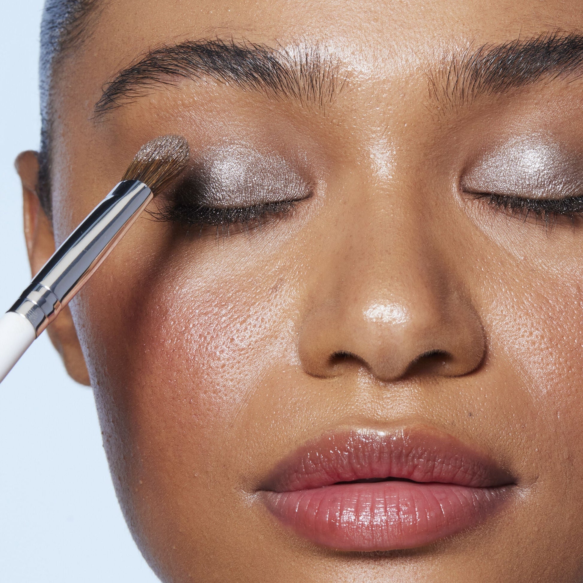 wide-tapered-eyeshadow-brush-x9 21994_Wide_Trapered_Eyeshadow_Brush.jpg