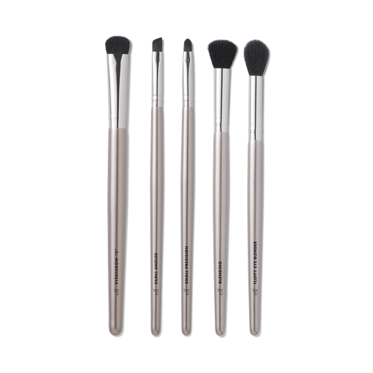 smoky-eye-brush-kit-d1 82021_Open_R.png