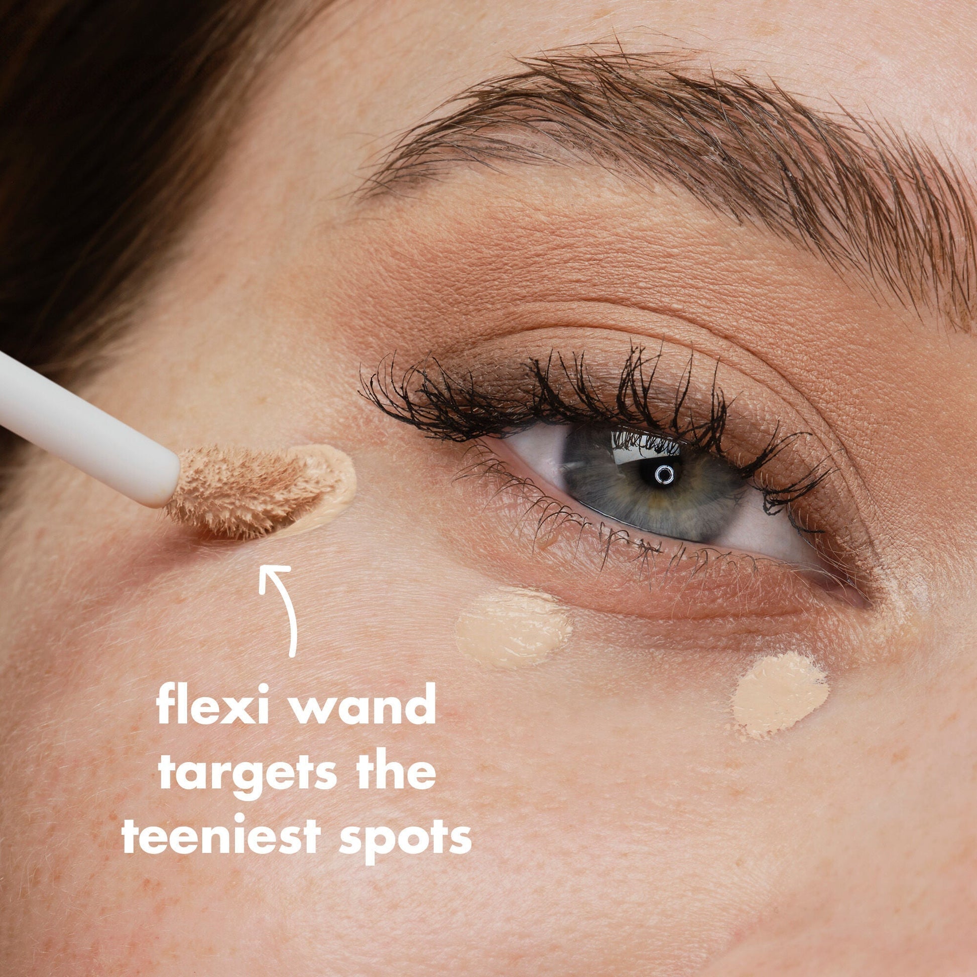 soft-glam-satin-concealer-j3 SP26_EDUCATION_SOFTGLAM_CONCEALER_APPLICATOR_bd5671e5-6b17-451a-b06e-2a5ddadba8cf.jpg